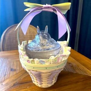 Longaberger whitewashed 2004 Easter basket plus liner, lavender Bunny Dish